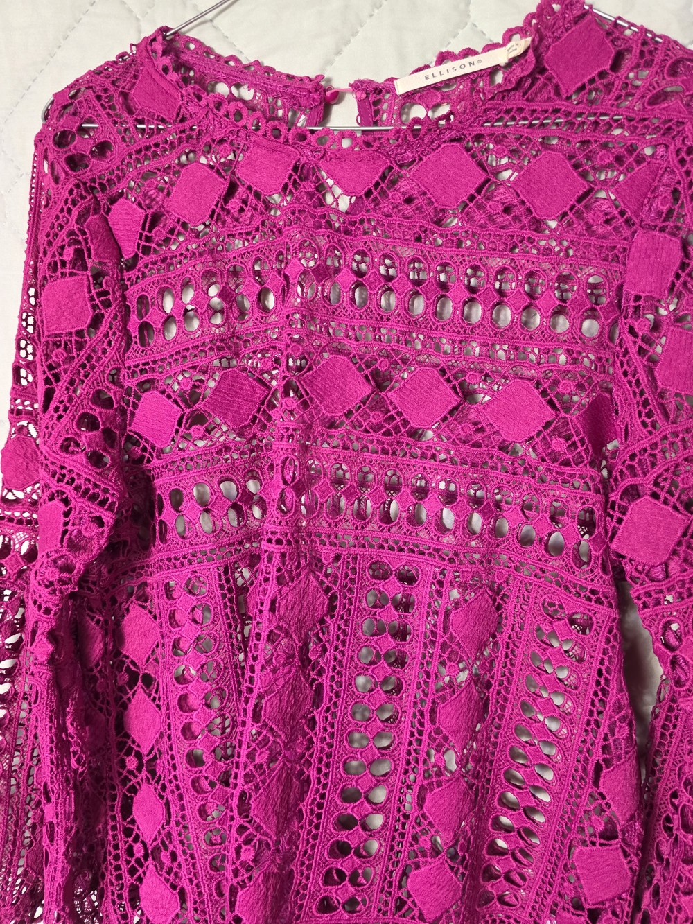 Ellison Women's Fuchsia Crochet Lace Long Sleeve Top Sz M - Picture 6 of 7